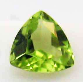 GENUINE, 5.00 MM TRILLION CUT PERIDOT 0.44 CT.