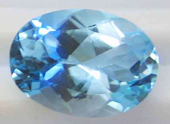 GRAND, 14.00 X 10.00 MM OVAL FACETED CUT  SKY BLUE TOPAZ 7.50 CT.