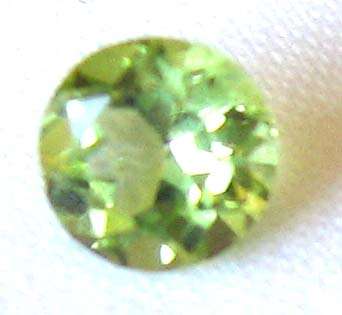 5.00 mm Round cut Peridot 0.46 cts