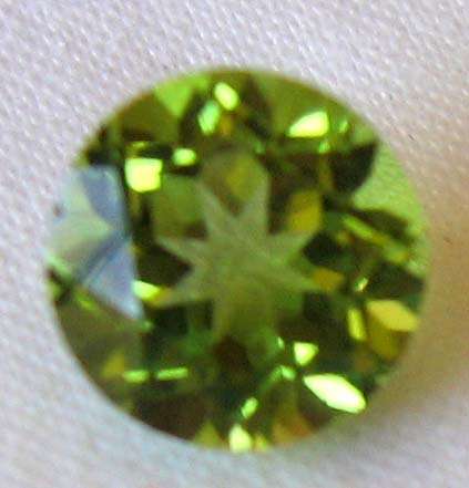 7.00 mm Round Feceted cut  Peridot  1.57 cts.