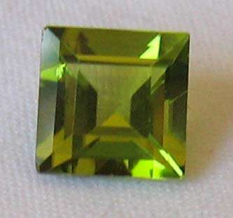7.00 x 7.00 mm Square cut Peridot  1.60 cts
