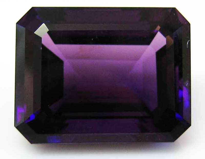 HUGE, 22.00 X 17.00 MM EMERALD CUT , QUARTZ 32.00 CT. ,LOOK