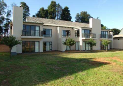 Cayley Lodge, Central Drakensberg, 20-23 April 2012 2 bedroom / 6 sleeper (4 adults + 2 children)