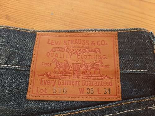 *Rare* New Levi's Mens Jeans 516 (Low rise, Bootcut / flare leg)