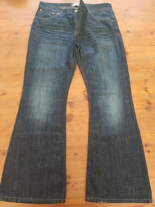 *Rare* New Levi's Mens Jeans 516 (Low rise, Bootcut / flare leg)