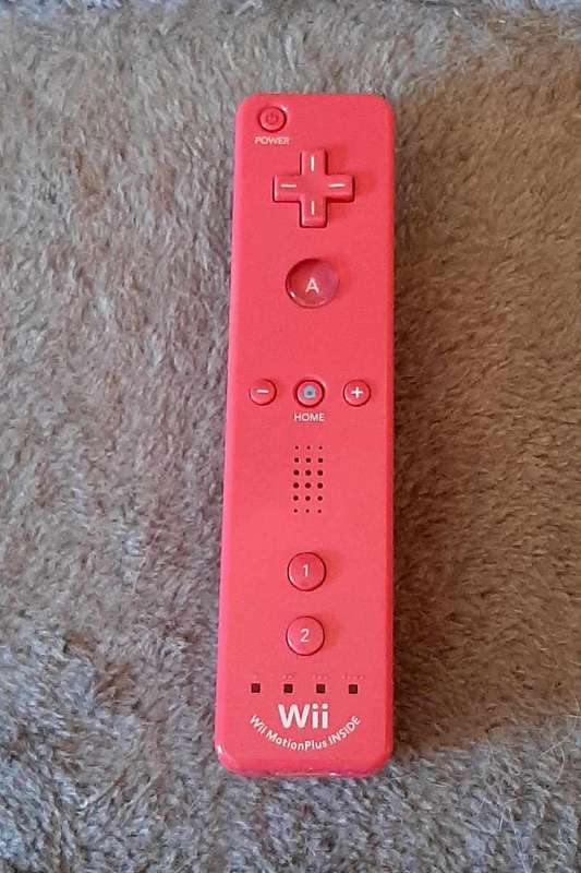 nintendo wii motion plus pink controller original