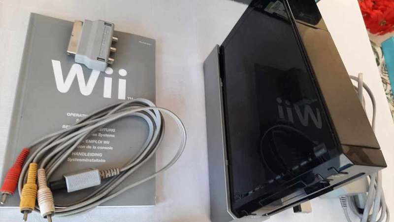 boxed wii console with wii sports and sports resort bundle
