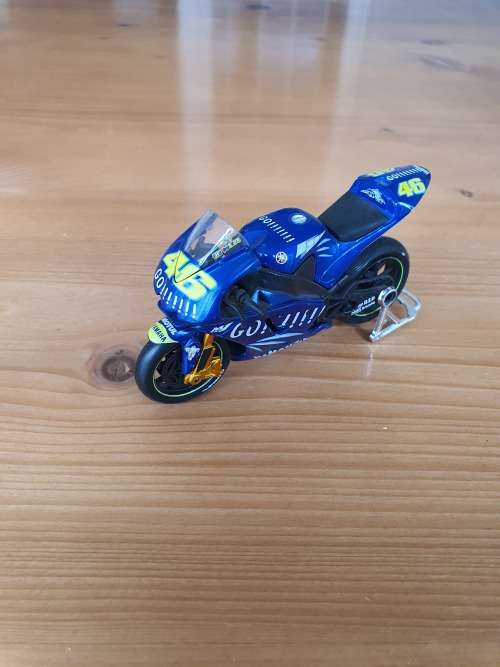 Maisto Yamaha M1
