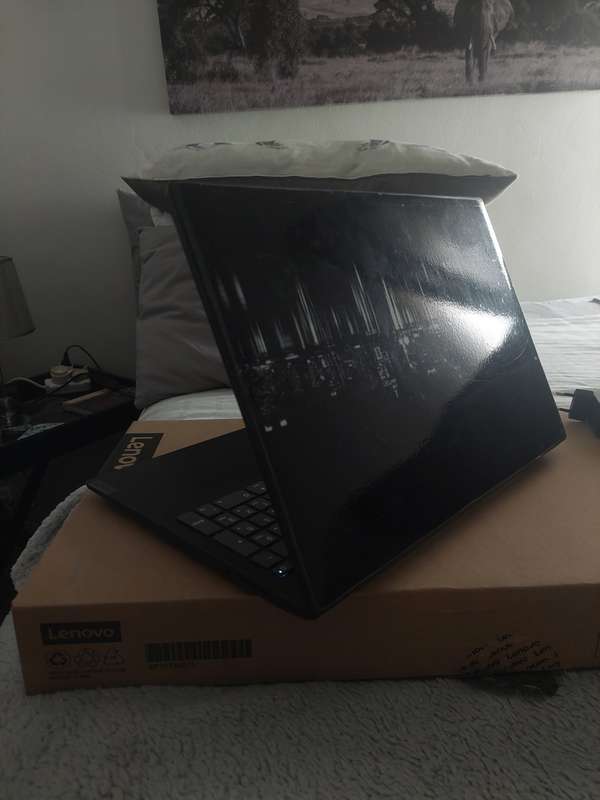 *Like New* Lenovo Ideapad S145