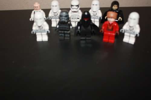 Lot of 10 Star Wars (TM) Official LEGO(TM) minifigures