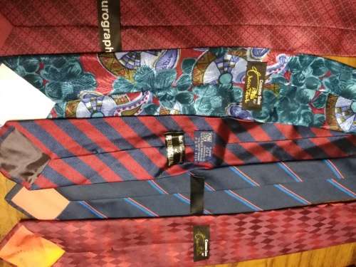 Lot of vintage ties. Bid per tie to take the lot! All in excellent condition!