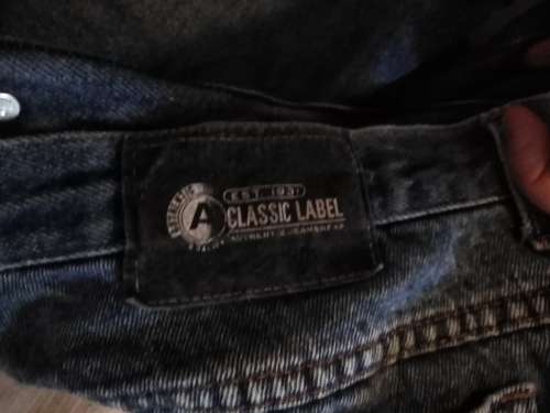 Lot of 5 ladies pants. 4 Short Denim Jeans. 1 long trousers. Woolworths, RE, ART, LOOK!