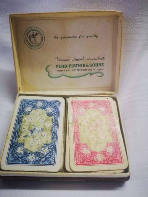 Vintage Piatnik playing cards - double pack. Super cute!