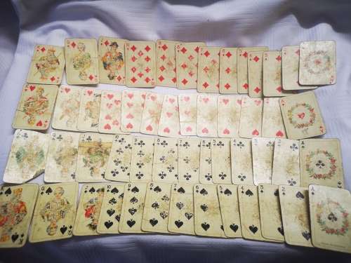 Vintage Piatnik playing cards - double pack. Super cute!