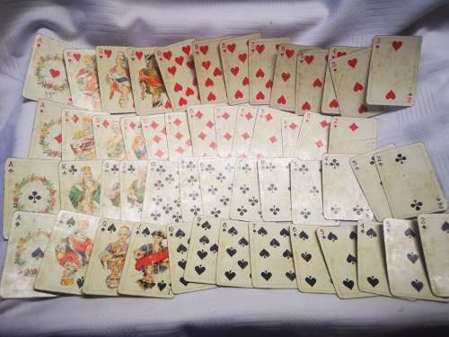 Vintage Piatnik playing cards - double pack. Super cute!