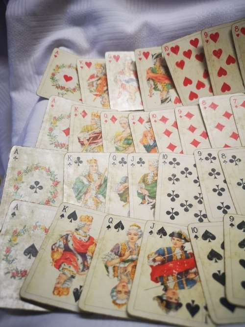 Vintage Piatnik playing cards - double pack. Super cute!