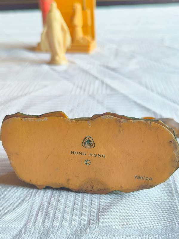 Lovely vintage (1960`s) hard plastic nativity ornaments - in time for Christmas!