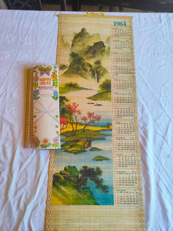 Stunning vintage chinese bamboo 1984 calendar scroll