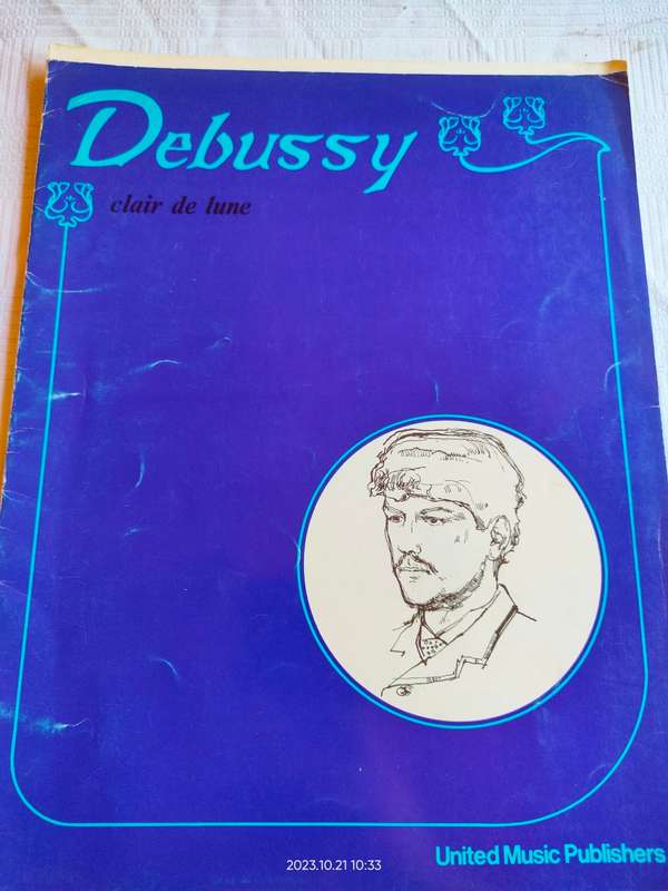Six (old) piano sheetmusic books - for the experienced pianist