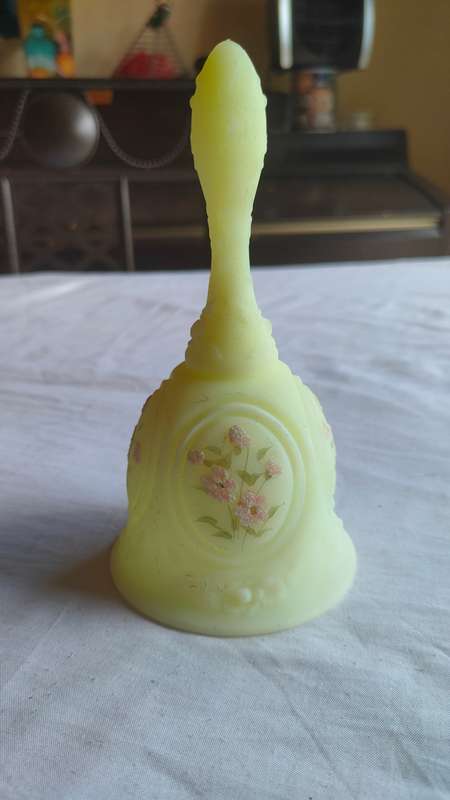 Gorgeous vintage Fenton custard glass bell signed by Nancy Gibble
