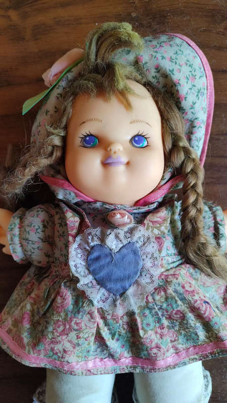 Vintage 1994 Ring-around-the-Rosie doll - not working