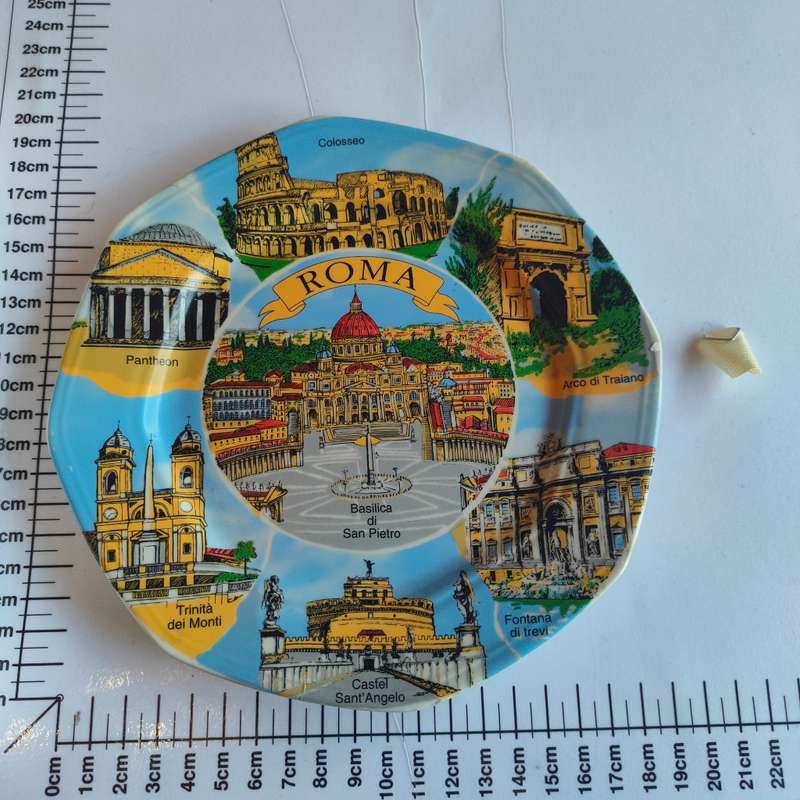 Vintage Roma ceramic souvenir plate - like new!