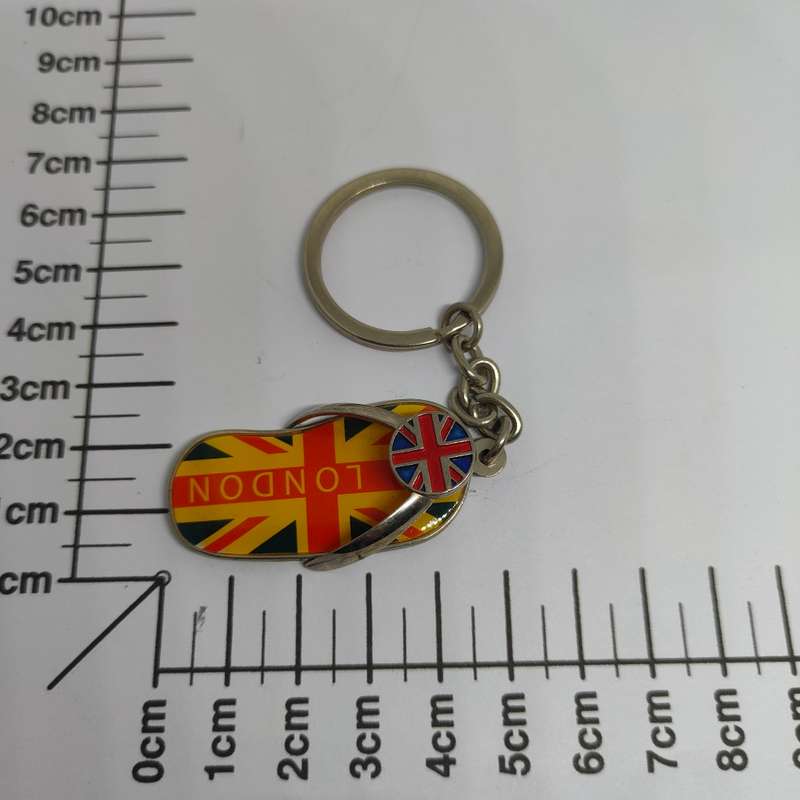 London souvenir keychain