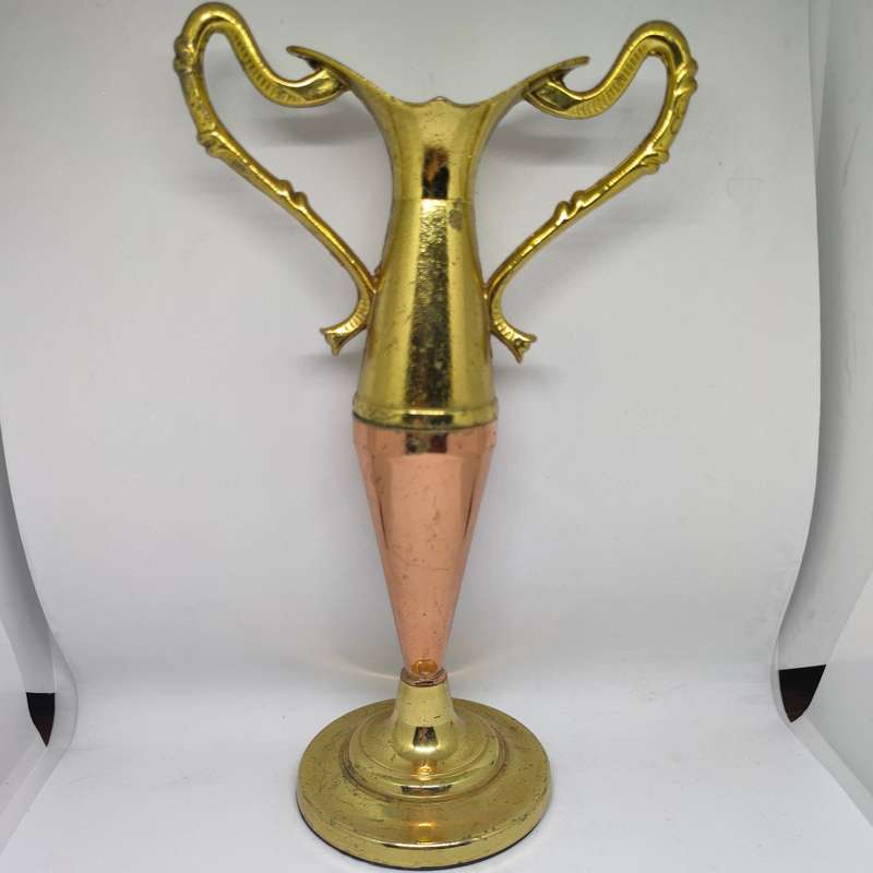 Stunning vintage brass and copper vase - Grecian style