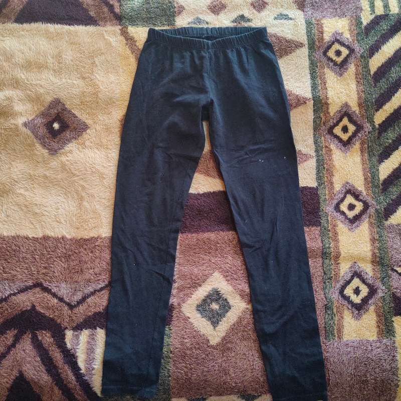 Girls black leggings size 12 years