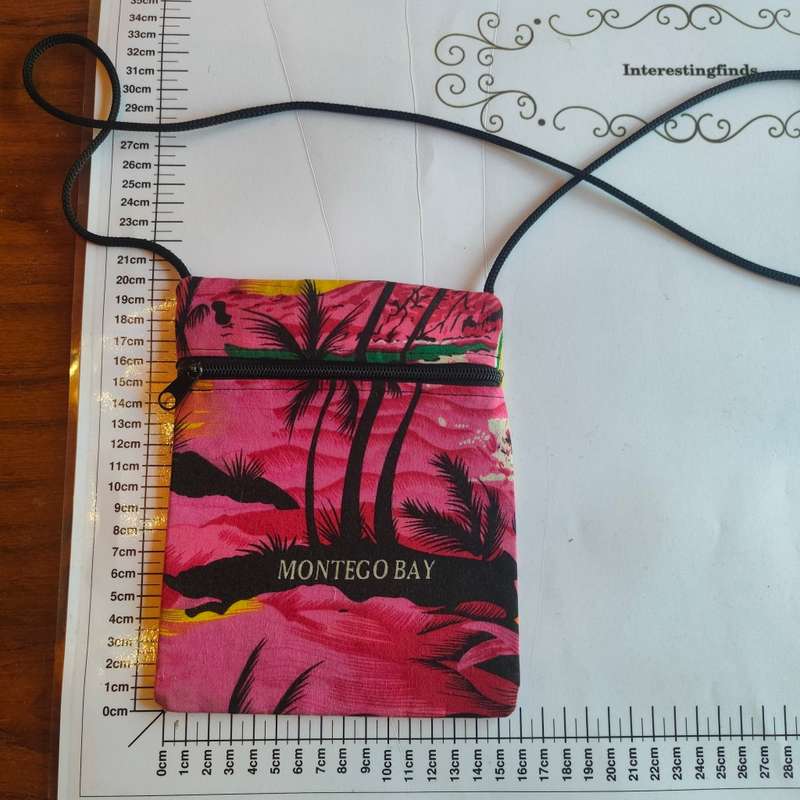 Lovely Montego Bay crossbody handbag