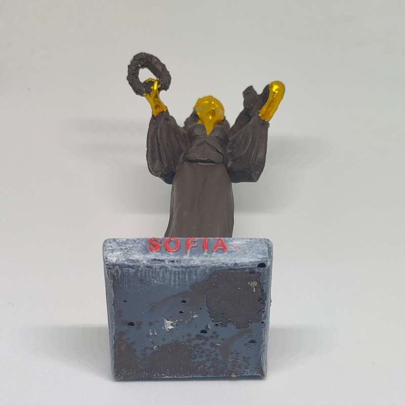 Sofia paperweight - statue