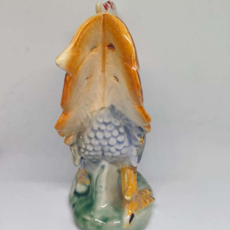 Vintage kitch rooster ornament/figurine