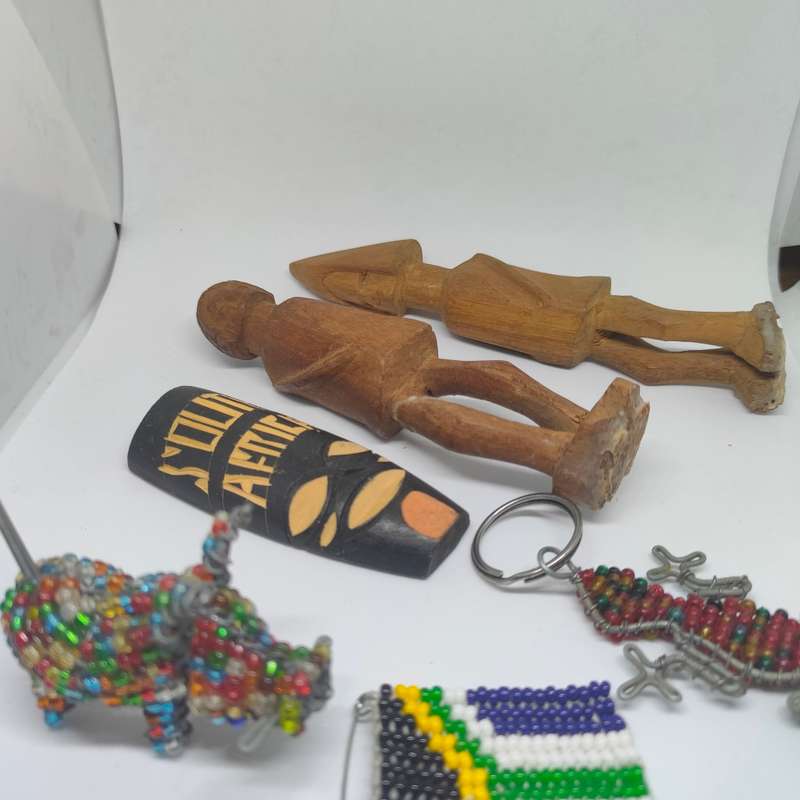 Nice lot of proudly South African ornaments