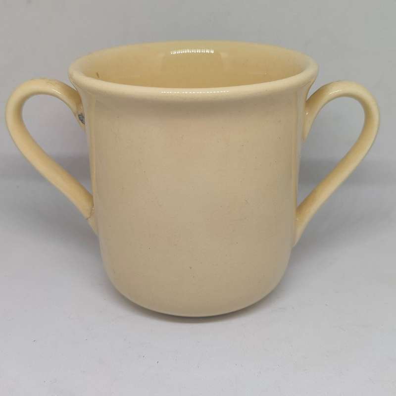 Two vintage kids mugs