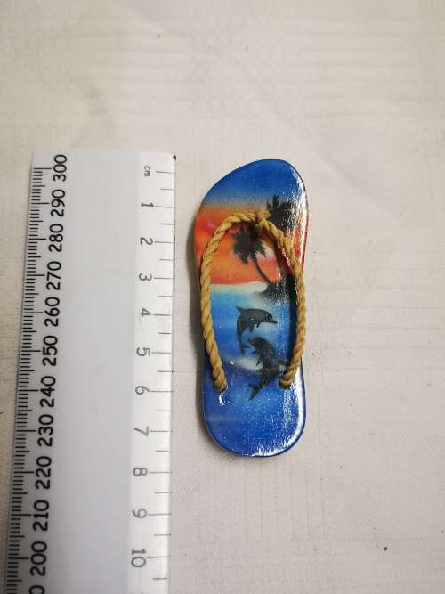 Souvenir fridge magnet - flip flop dolphins