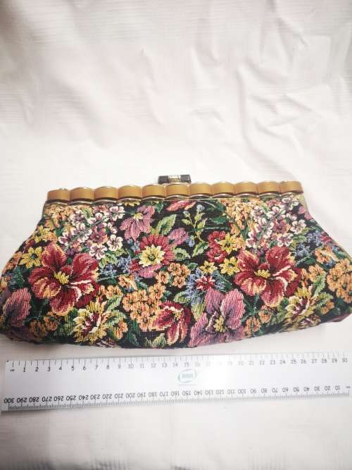 Lovely vintage Tapestry clutch bag