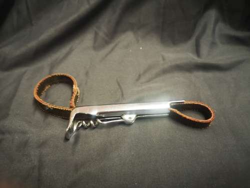 Vintage Master Eze opener and cork screw - great collectors item.