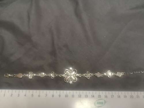 Stunning fashion bracelet with purple stones