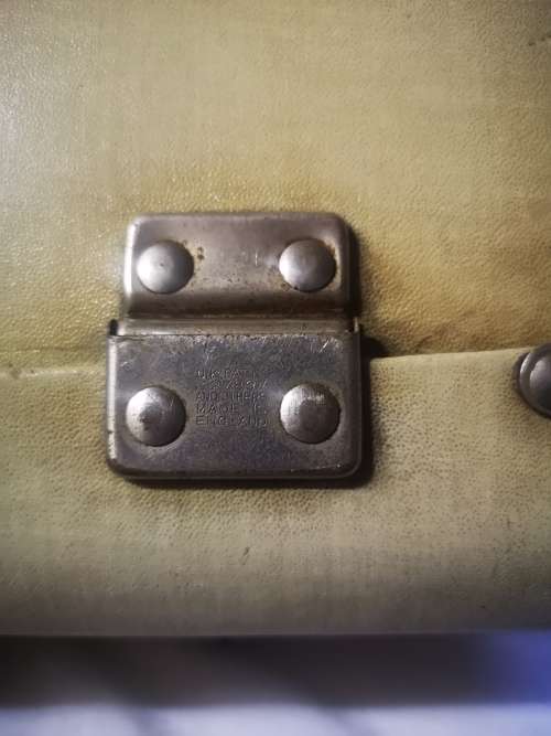 Lovely vintage travel / vanity case - Made in England