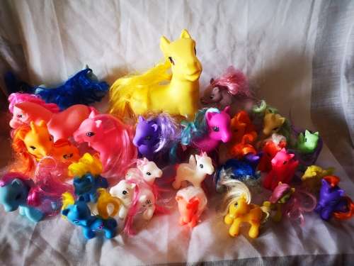 An awesome massive lot of my little pony clone horses - 26 in total, all for one bid!