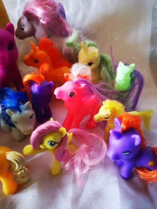 An awesome massive lot of my little pony clone horses - 26 in total, all for one bid!