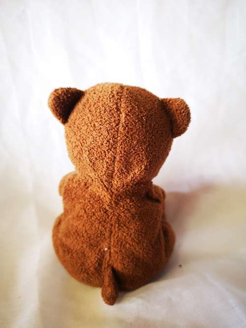 Adorable little Prima Toys brown bear on offer
