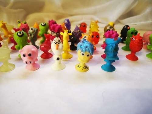 Big lot of Stickys - 46 Stickys for one bid