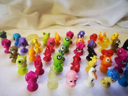 Big lot of Stickys - 46 Stickys for one bid
