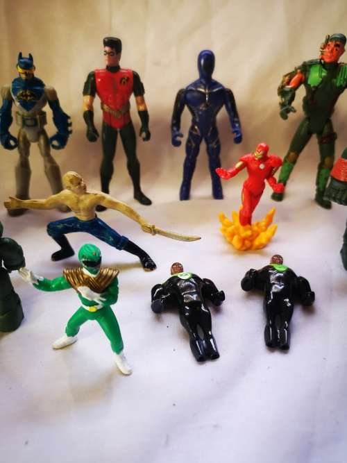 Big lot of action figures - includes Chap Mei, Kenner and Mattel
