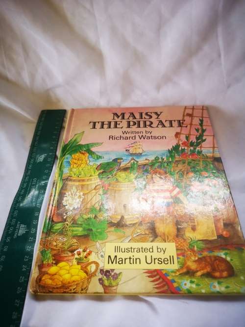 Maisy the pirate children's book