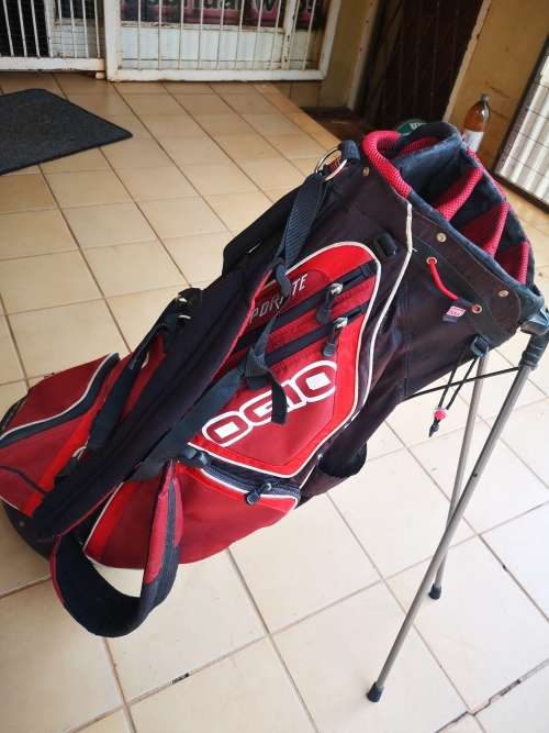 A great Ogio golf bag on offer. Still in very good condition.