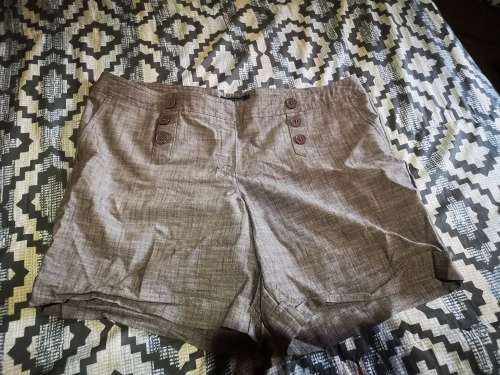 Mozaic shorts - size 40