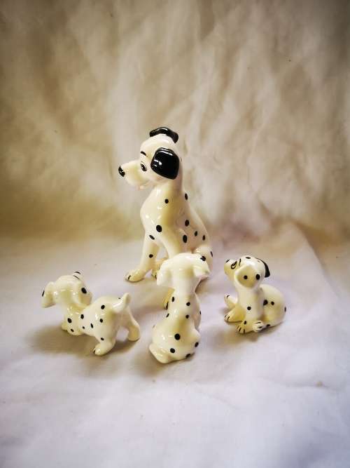 101 Dalmatians Disney figurines made in Japan