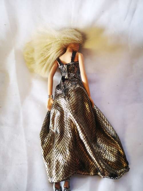 A beautiful almost vintage Barbie
